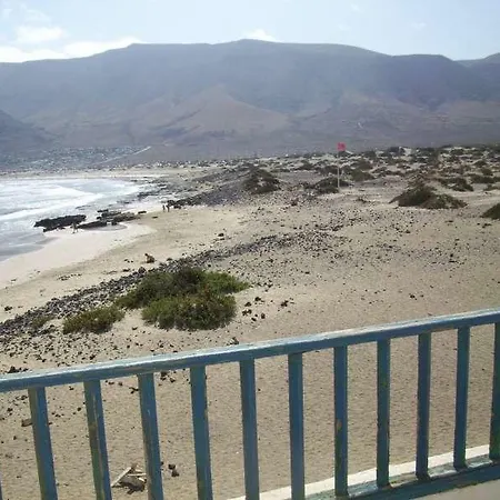 Sulawasi * Famara